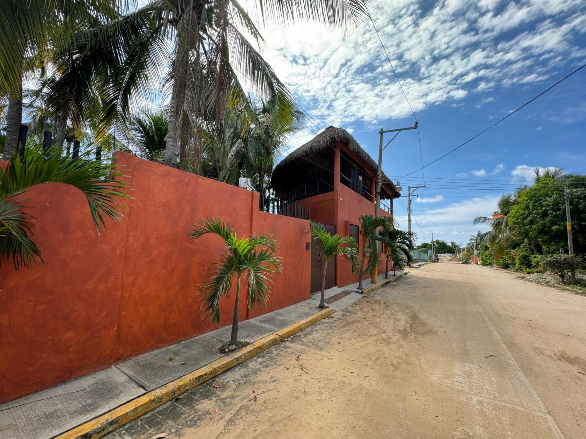 One Love Hostal Puerto Escondido Puerto Escondido  Exterior photo